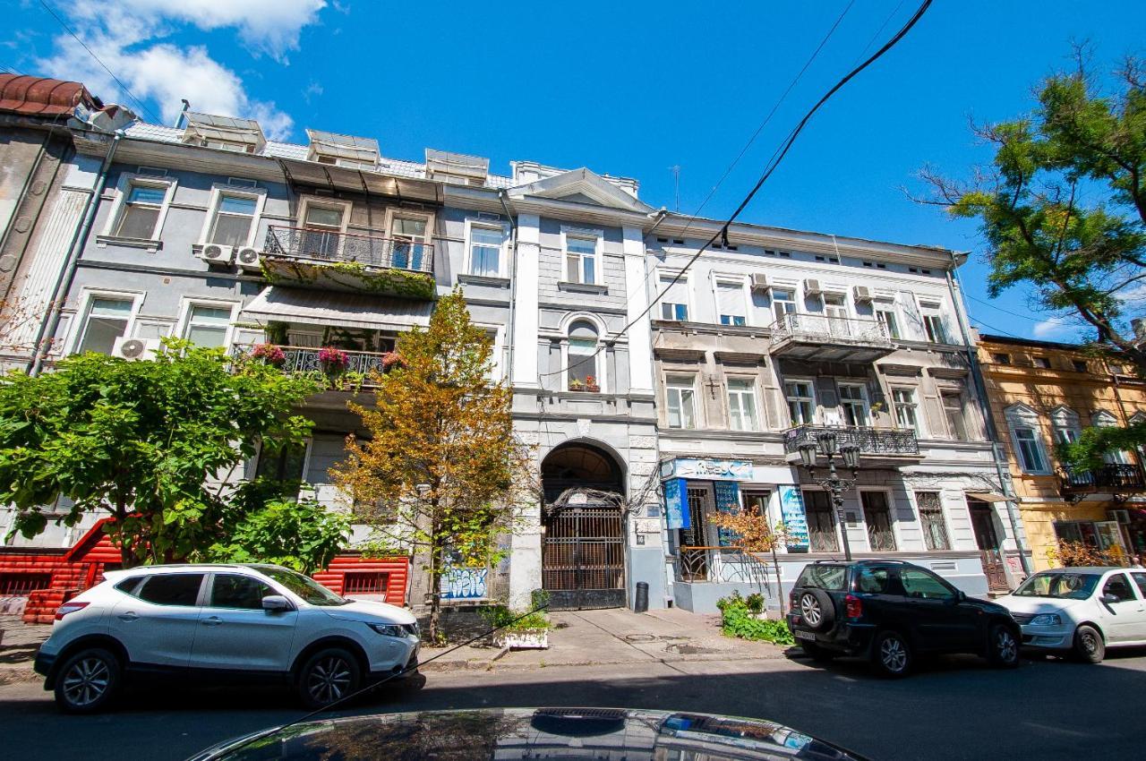 Suites On Chaikovskogo Odessa Extérieur photo